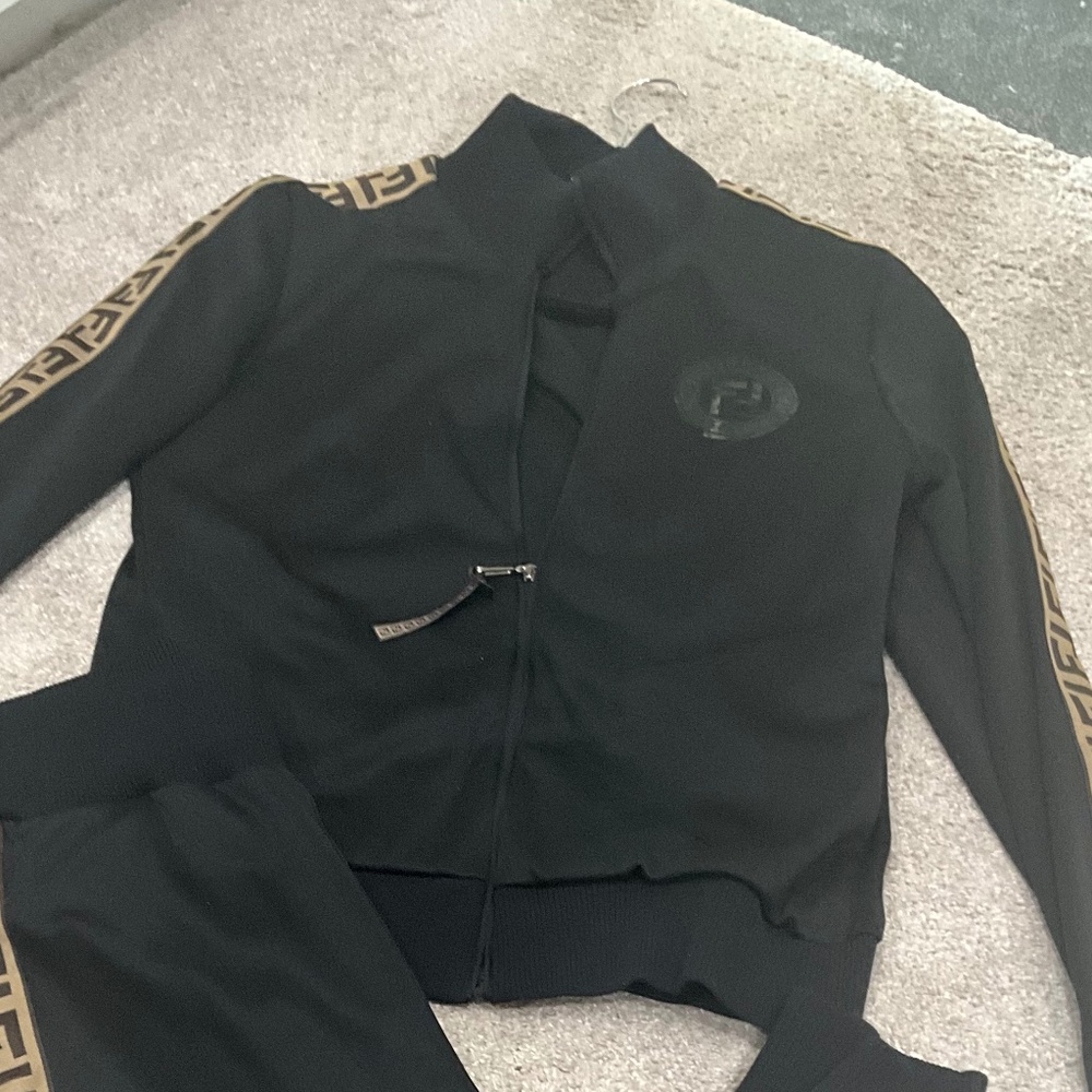 Fendi jacket - Picture 5 of 13